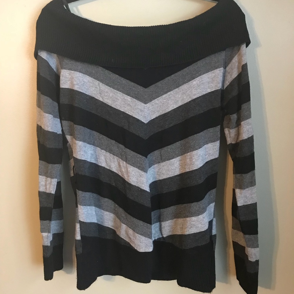 Women’s sweater shirt